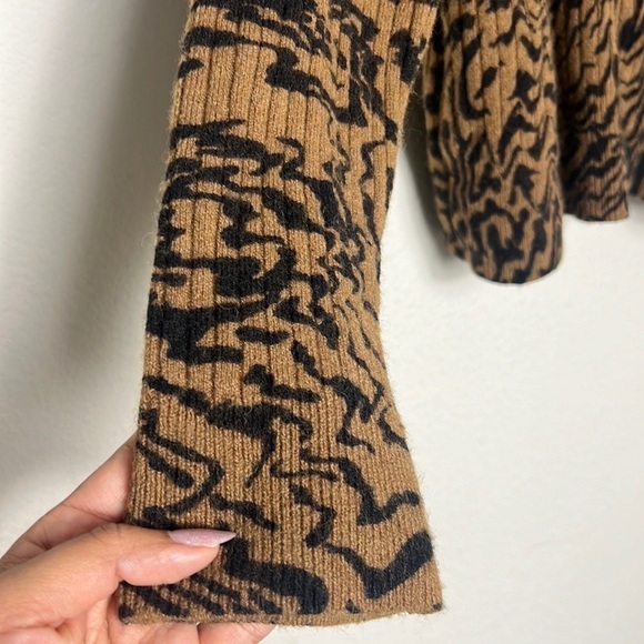 Madewelll Tigerized Cameron Ribbed Cardigan Sweater - Picture 8 of 8